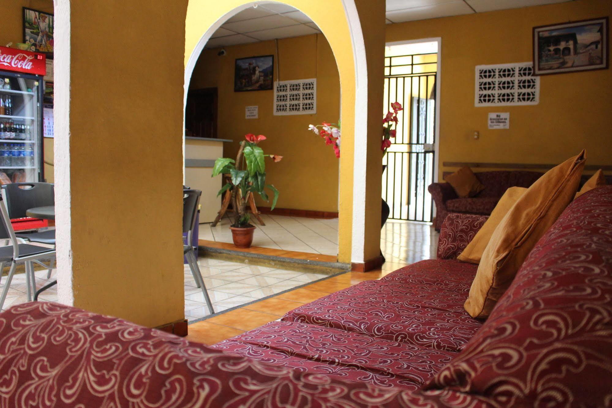 Hotel Pasadena II San Salvador Esterno foto